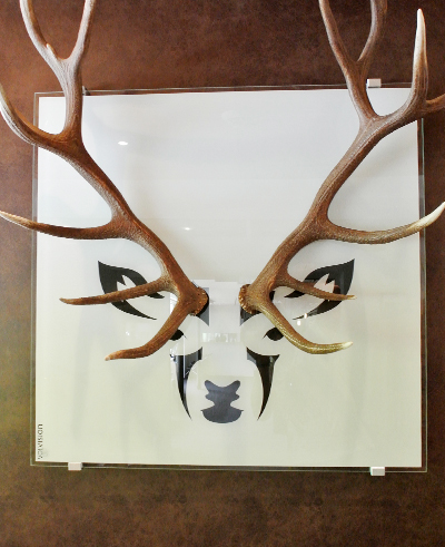 Hirschbild modern
